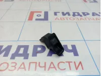 Кнопка открывания багажника Volkswagen Polo Sedan (Mk5) 1K0959831.