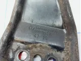 Кронштейн переднего рычага Volkswagen Polo Sedan (Mk5) 6R0199518.