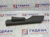 Обшивка стойки задней левой нижняя Volkswagen Polo Sedan (Mk5) 6RU867765.