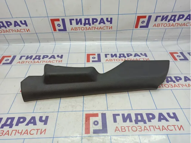 Обшивка стойки задней левой нижняя Volkswagen Polo Sedan (Mk5) 6RU867765.