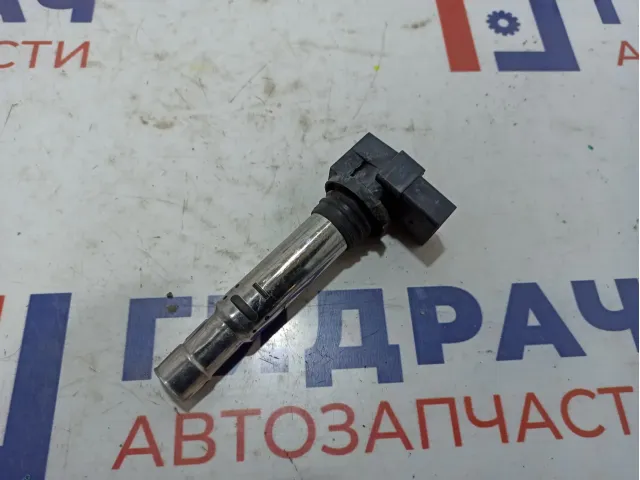 Катушка зажигания Volkswagen Polo Sedan (Mk5) 036905715C.