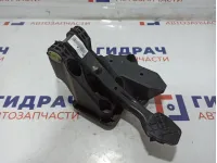 Педаль тормоза Volkswagen Polo Sedan (Mk5) . Потертости.