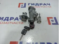 Замок зажигания Volkswagen Polo Sedan (Mk5) 6R0905851D. Комплект.
