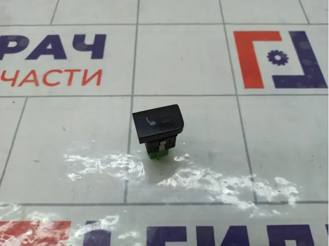Кнопка обогрева сидений правая Volkswagen Polo 6R0963564B