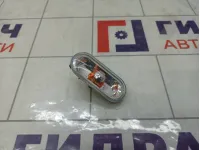 Повторитель на крыло Volkswagen Polo 7E0949117