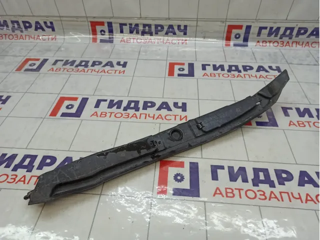 Пыльник крыла переднего правого Volkswagen Polo 6RU821112