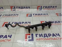 Топливная рампа (топливная рейка) в сборе Volkswagen Polo 036133320C