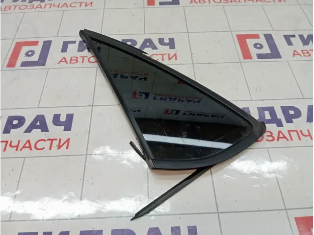 Стекло кузовное глухое левое Volkswagen Polo (MK5) 6RU845297ANVB