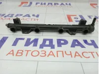 Топливная рампа (топливная рейка) Volkswagen Polo 036133320C