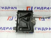 Кронштейн крепления аккумулятора (АКБ) Volkswagen Polo 5Z0915331B
