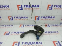 Педаль сцепления Volkswagen Polo 6RU721321