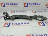 Кронштейн фар правый Volkswagen Polo 6RU805072A