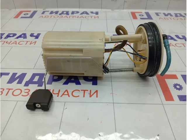 Насос топливный Volkswagen Polo 6RU919051