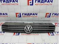 Решетка радиатора Volkswagen Polo Sedan (Mk5) 6RU853653
