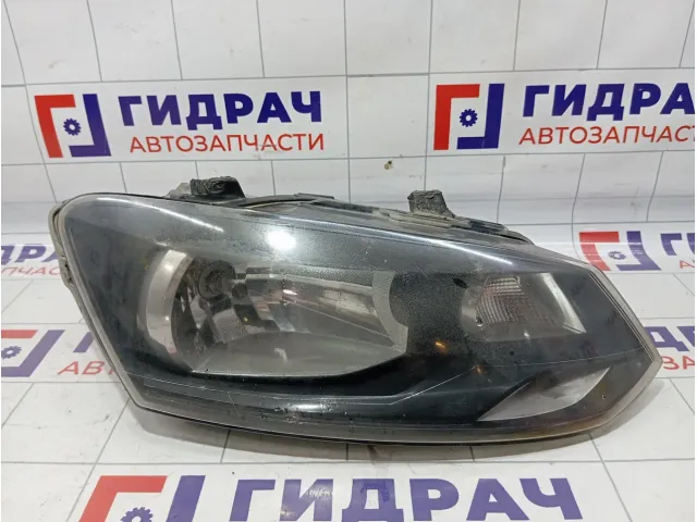 Фара правая Volkswagen Polo Sedan (Mk5) 6RU941016