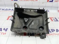 Крепление АКБ Volkswagen Polo Sedan (Mk5) 5Z0915331B