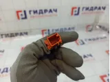 Кнопка обогрева стекла заднего Volkswagen Polo 6R0959621A