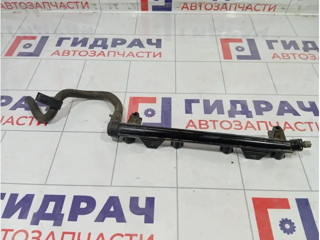 Топливная рампа (топливная рейка) Volkswagen Polo 036133320C