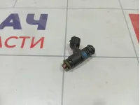 Форсунка инжекторная Volkswagen Polo 03C906031A