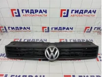 Решетка радиатора Volkswagen Polo 6RU853651A9B9