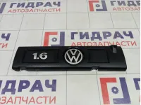 Накладка двигателя Volkswagen Polo 03C103935C