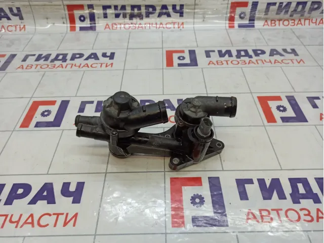Термостат Volkswagen Polo 03C121111AE