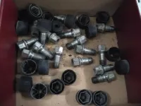 Болт колесный, крышка шт Volkswagen Polo HB 2014