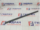 Уплотнитель стекла переднего правого Volkswagen Polo 6RU8374805AP