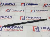 Уплотнитель стекла заднего левого Volkswagen Polo 6RU8394795AP