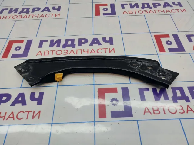 Элемент передней панели правый Volkswagen Polo (Mk6) 6N5805932A