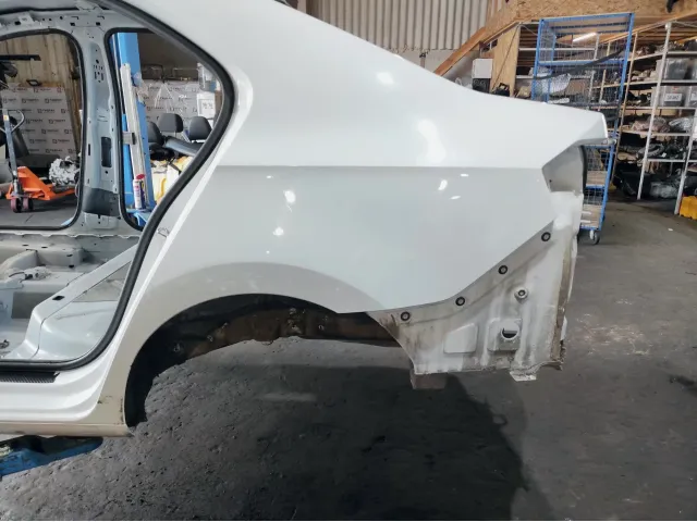 Крыло заднее левое Volkswagen Polo (Mk6)