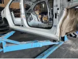 Порог со стойкой правый Volkswagen Polo (Mk6)