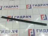 Уплотнитель стекла заднего правого Volkswagen Polo (Mk6) 5JA839480B