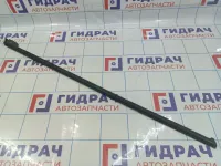 Накладка стекла заднего правого Volkswagen Polo (Mk6) 5JA839478