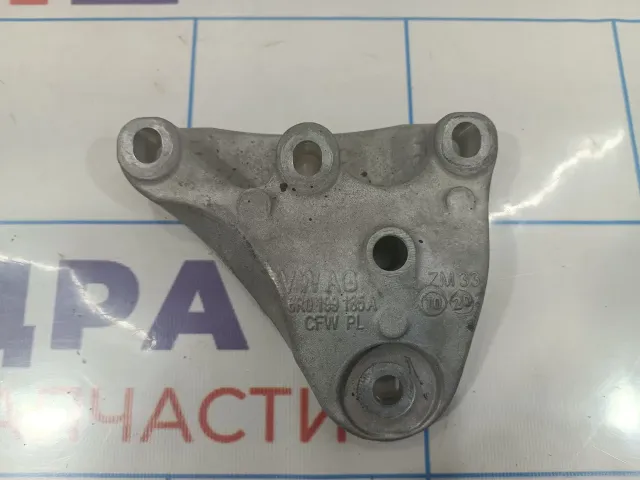 Кронштейн двигателя Volkswagen Polo (Mk6) 6R0199185A
