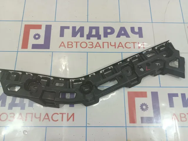Направляющая заднего бампера левая Volkswagen Polo (Mk6) 60U807393D
