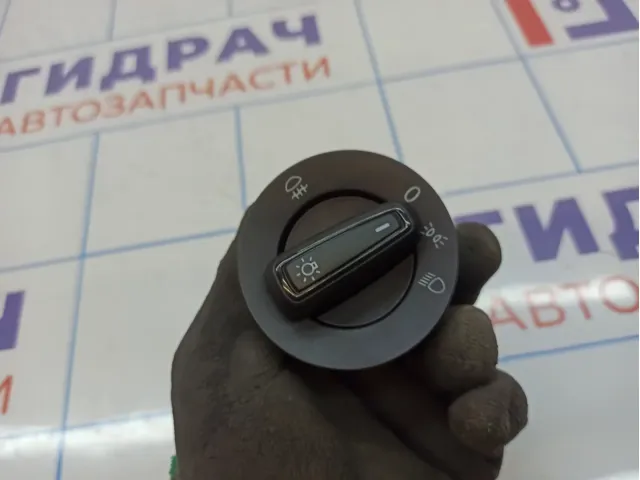 Переключатель света фар Volkswagen Polo (Mk6) 5G0941431AJWZU