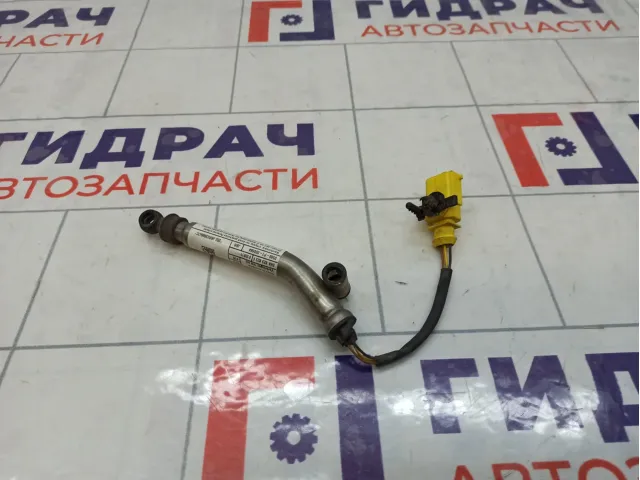 Пиропатрон капота Volkswagen Tiguan (Mk2) 5NA823823F