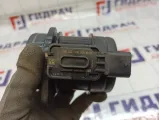 Расходомер воздуха (массметр) Volkswagen Tiguan (Mk2) 04L906461B