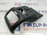 Накладка центральной консоли задняя Volkswagen Tiguan (Mk2) 5NA864298G82V