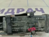 Блок управления системы контроля давления в шинах Volkswagen Tiguan (Mk2) 5Q0907273B