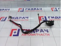 Клемма аккумулятора плюс Volkswagen Tiguan 5N0971228