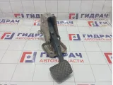 Педаль тормоза Volkswagen Tiguan 1K1723142F