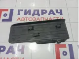 Накладка декоративная под ногу водителя Volkswagen Tiguan 1K1864777B