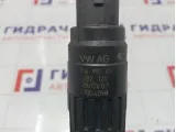 Насос омывателя стекла Volkswagen Tiguan 1K6955651