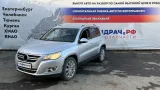 Кронштейн двигателя правый Volkswagen Tiguan 06J199207P