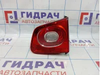 Фонарь задний внутренний правый Volkswagen Tiguan (NF) 5N0945094B