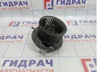 Моторчик отопителя Volkswagen Tiguan (NF) 3C1820015N