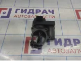 Заслонка дроссельная электрическая Volkswagen Tiguan (NF) 03C128063B