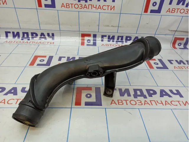Патрубок интеркулера Volkswagen Tiguan (NF) 1K0145770AH